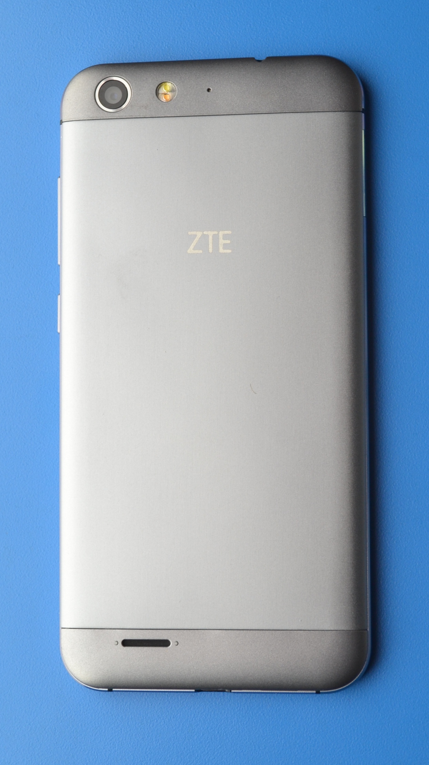 Evaluación: ZTE Blade V6 • 