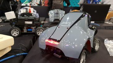 AWS DeepRacer carro autonomo