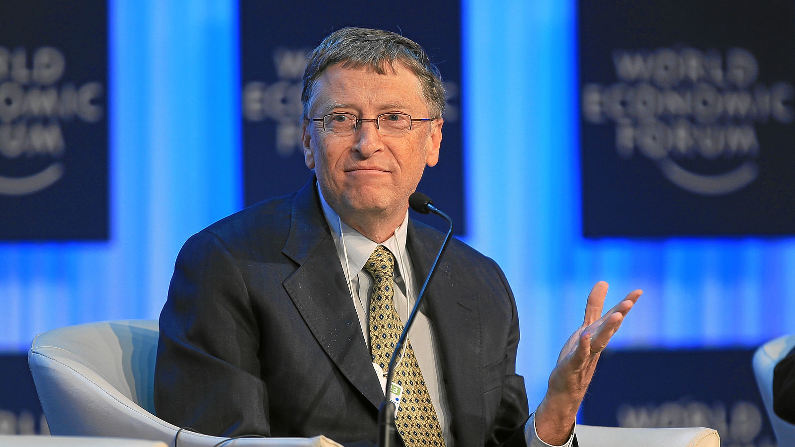 ¿Por qué Bill Gates dice que los profesores y enfermeros no desaparecerán pese a la inteligencia artificial?