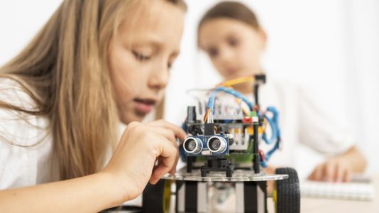 Mujeres en tecnología cursos gratuitos