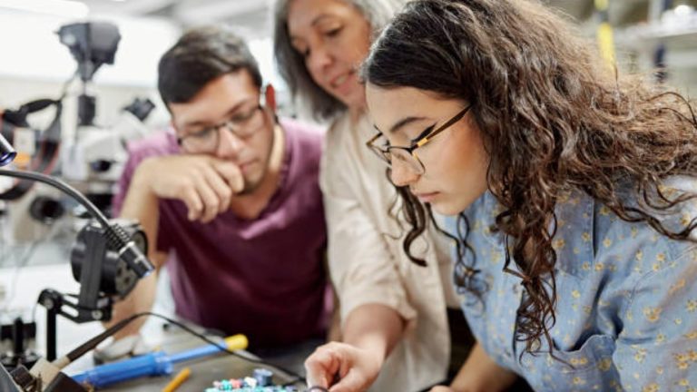 convocatoria tecnología y ciencia