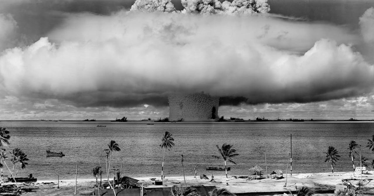 Estados Unidos Planea Construir Una Bomba Nuclear 24 Veces Más Potente ...