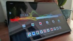 Lenovo Tab Plus