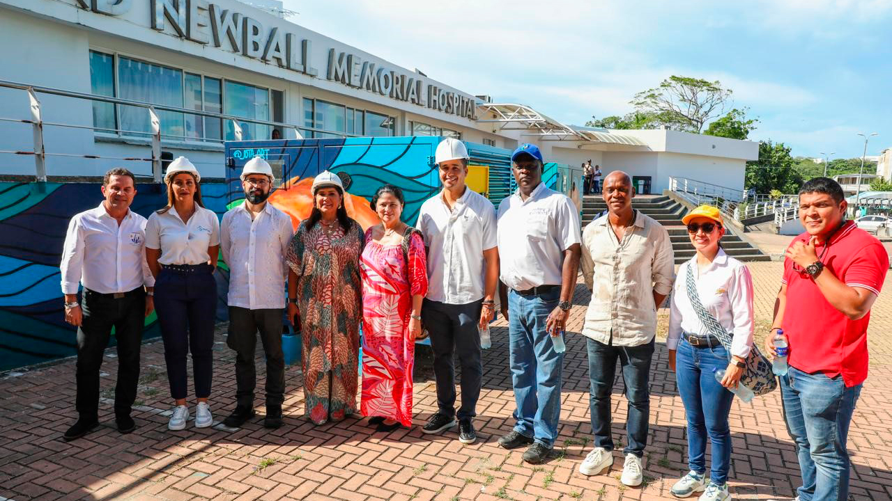 El hospital de San Andrés se empieza abastecer de energía solar