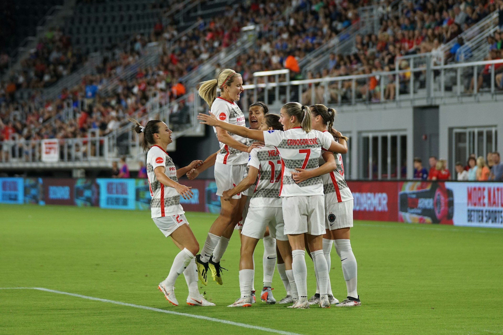 Mundial Femenino Sub-20 estrena VAR simplificado en Colombia, así funciona