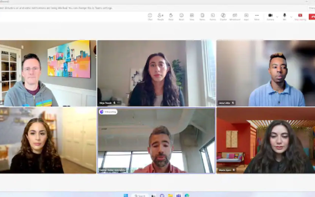 Teams recibe intérprete IA en tiempo real: escucharás todo en tu idioma con “la voz real” de los integrantes