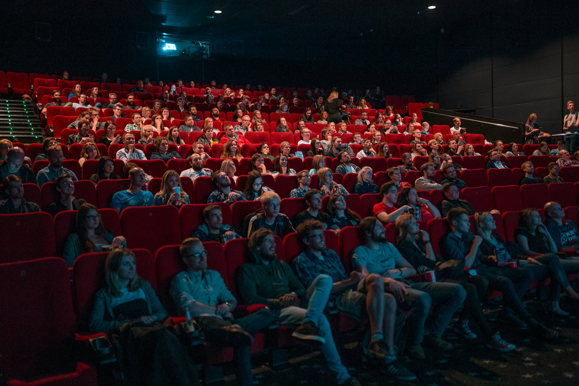 Aplicaciones y páginas web donde puedes comprar entradas a cine más baratas en Colombia